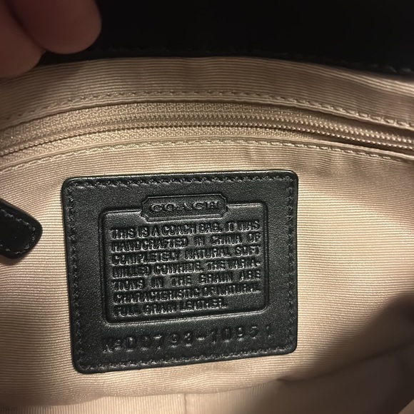 Small Coach vintage shoulder bag in excellent condition - Picture 7 of 9